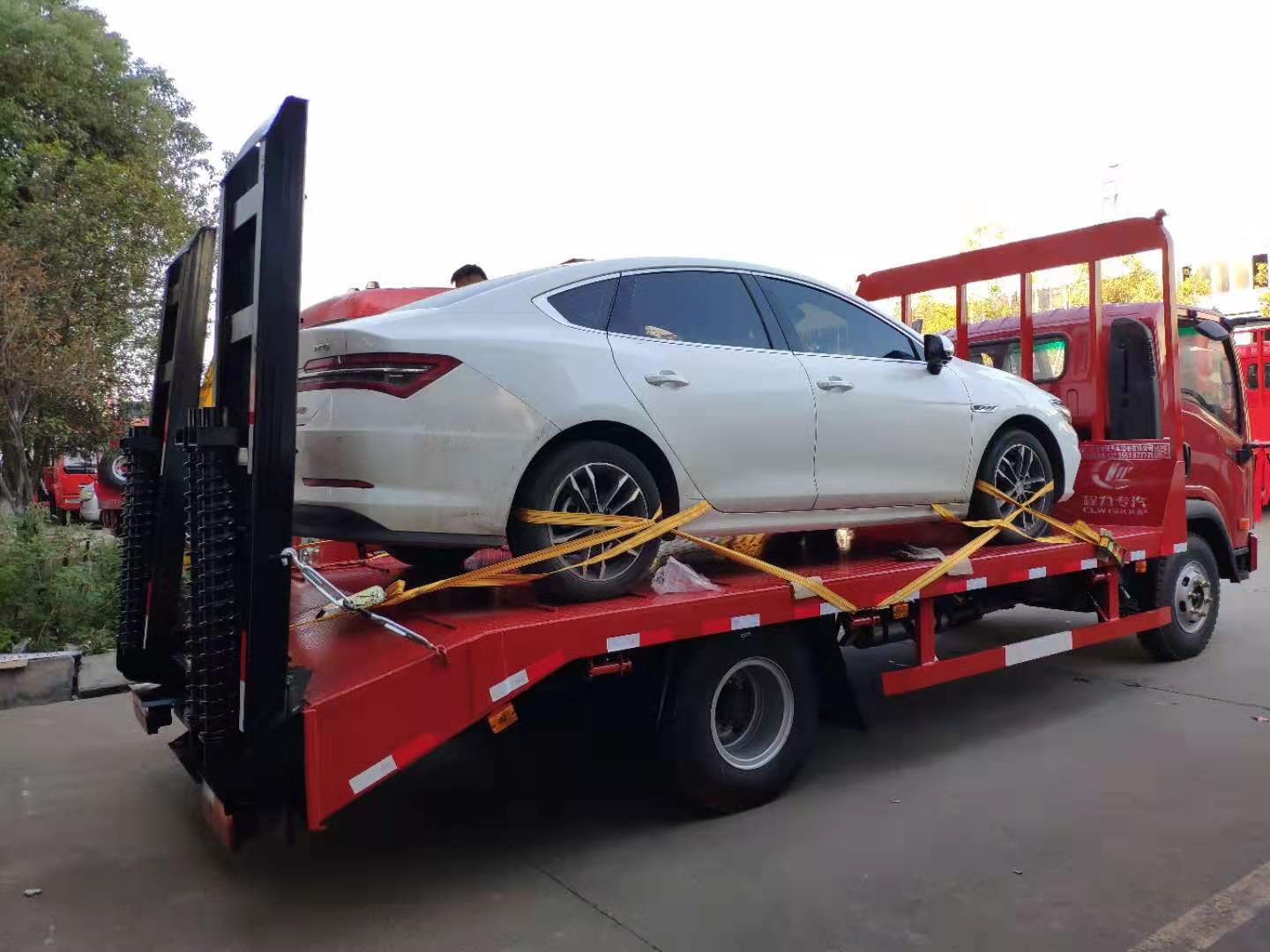 ���������{��8��ƽ��܇